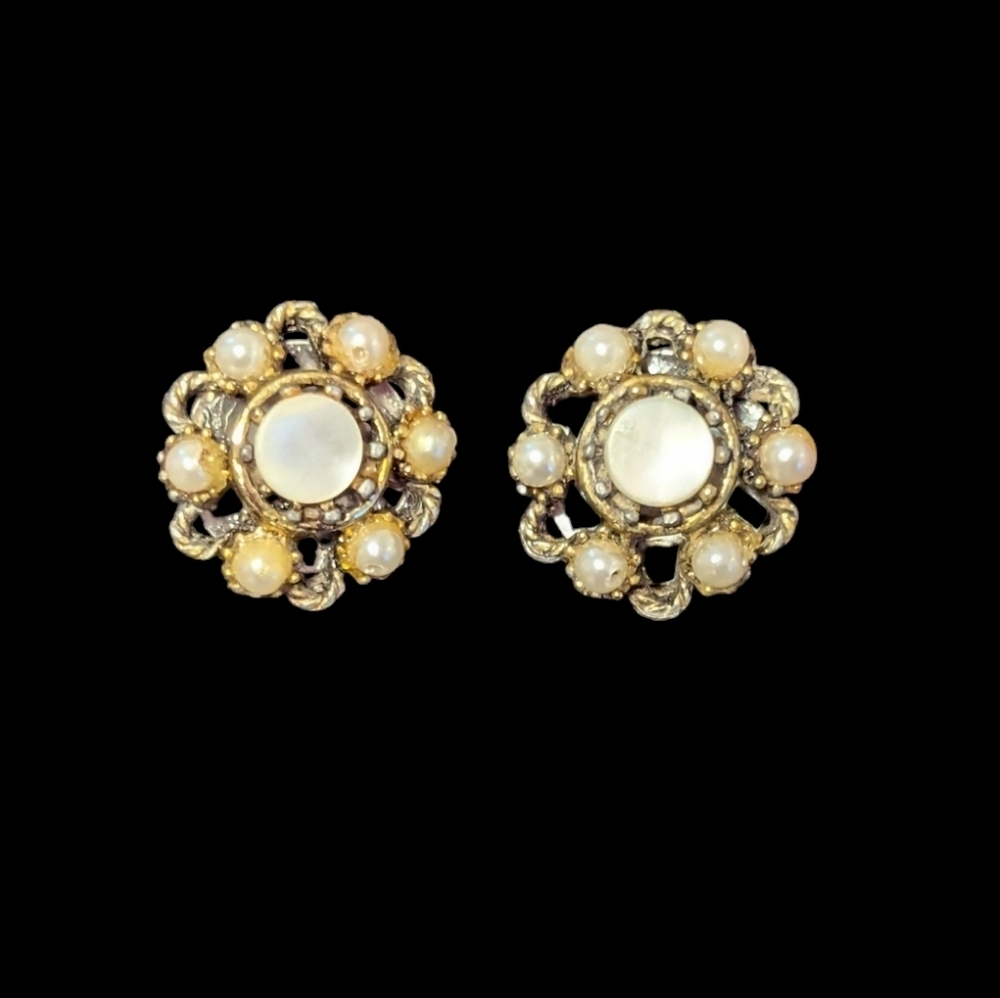 Vintage Statement Earrings Pearl Faux Faceted MCM Round Cluster Gold Tone Estate
